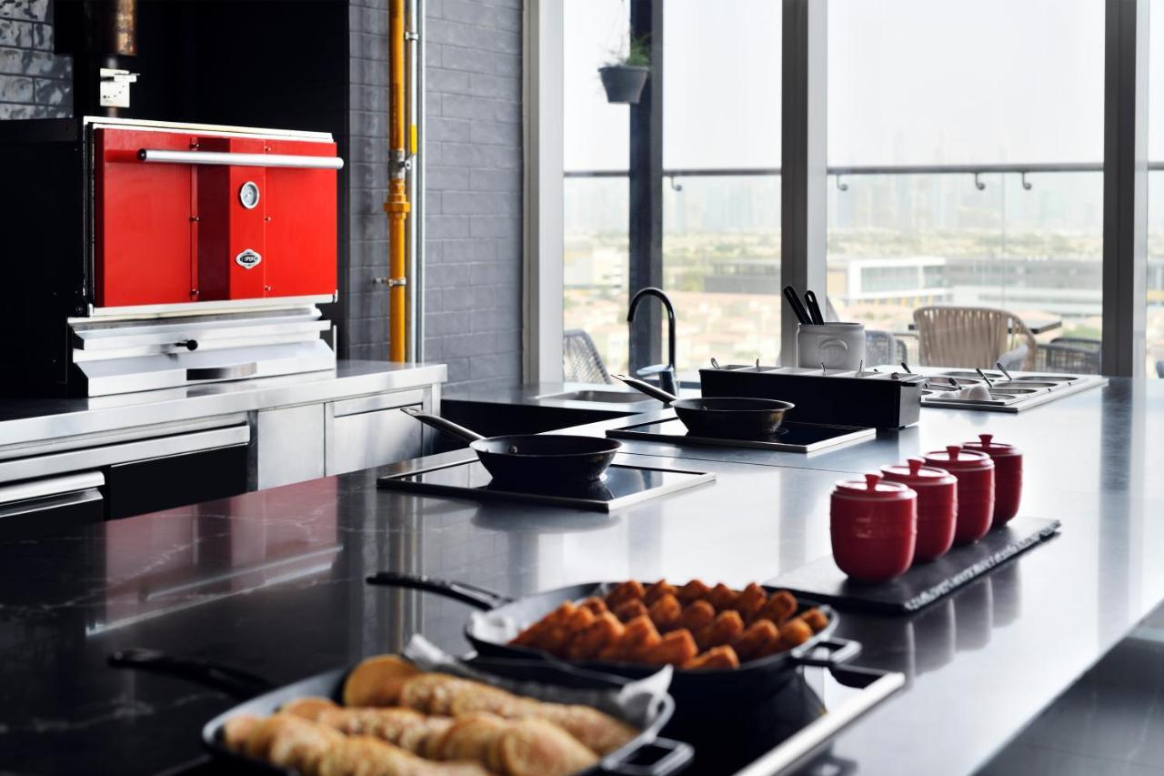 Movenpick Jumeirah Village Triangle Дубай Экстерьер фото A commercial kitchen